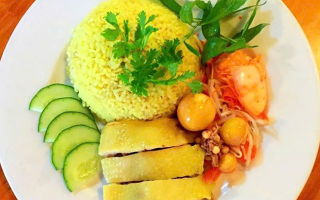 Quán 3 Anh Em - Cơm Gà & Chả Ram