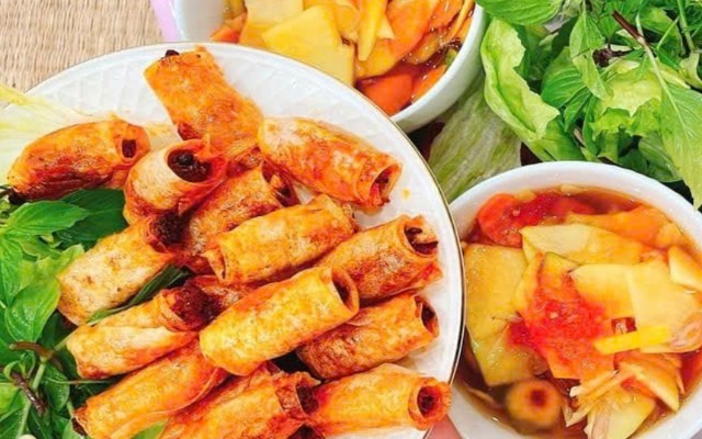Bà Len Bún Chả Chả Tôm Bánh Lá - 108 Đào Duy Từ