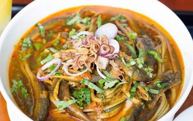 Quán Cô Tư - Bánh Mì, Bò Kho & Xôi Khúc