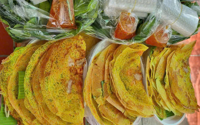 Quán Nhà Bên - Bánh Xèo Miền Tây, Cơm Chiên & Bánh Bột Lọc - Huỳnh Văn Luỹ