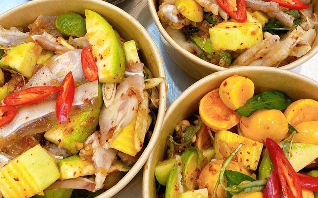 TIGER FOOD - Chân Gà Rút Xương Sốt Thái & Bánh Tráng Các Loại