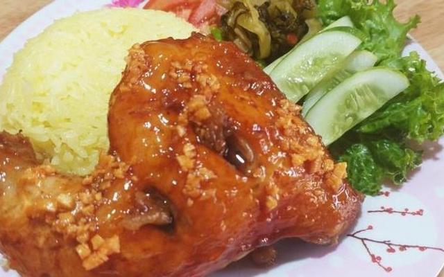 Cơm Gà Xối Mỡ - Chợ Ông Địa - Phạm Văn Đồng