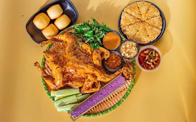 Duyên - Gà Nướng Mắm Nhĩ