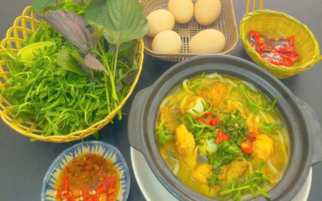 Bánh Canh Cá Lóc Nồi Đất - Nhi A Kay - 20 Lê Thành Phương