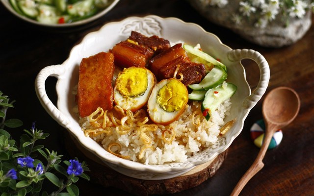 Xôi & Bánh Mì Tuấn Minh - Cách Mạng Tháng 8