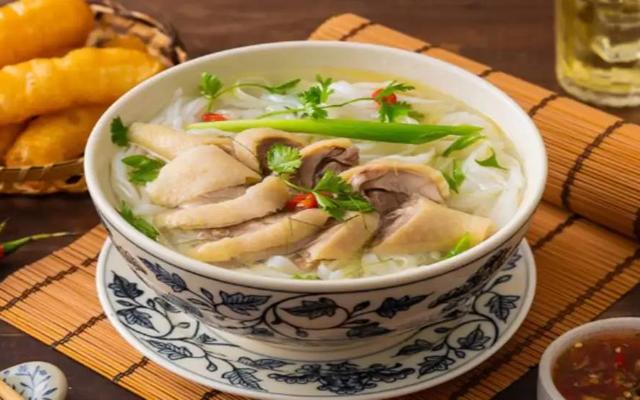 Phở Gà - Phở Hùng Gà - 242 Minh Khai