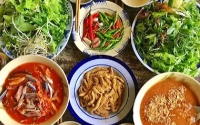 Hoàng Lên - Gỏi Cá Trích - Đinh Gia Trinh