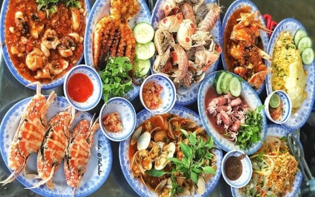 Yibo - Nhậu Xuyên Đêm