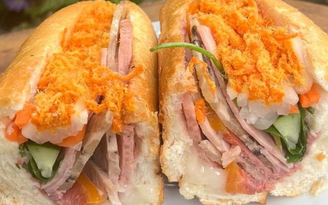 Bánh Mì Sài Gòn & Xôi Mặn - Tiệm 399 - Lê Quý Đôn