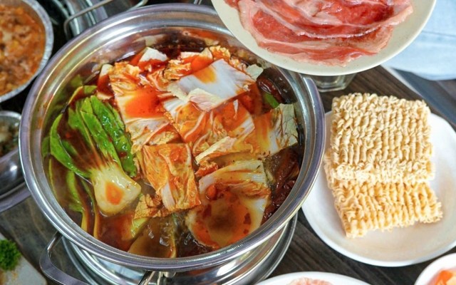 Cơm Chiên & Mỳ Xào BoHo