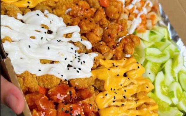 TH TRUE FOOD CN2 - Box Gà & Mì Trộn Indomie - Đường DA11
