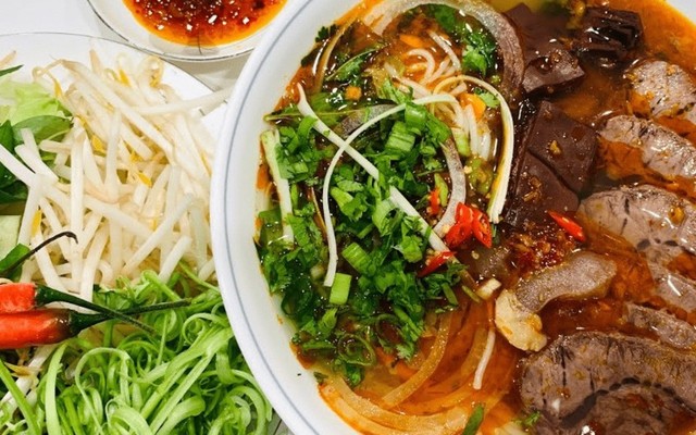 Cháo Hàu Nguyễn Oanh