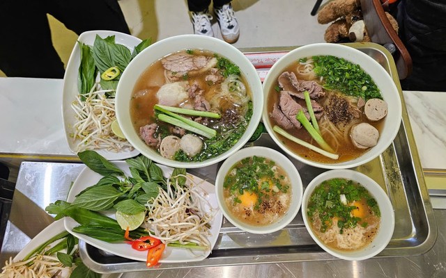 Quán Phở Nhà - Phở Xào & Phở Trộn