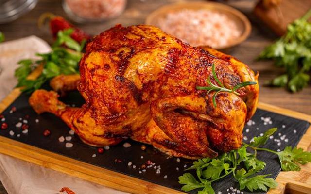 Gà Nướng Ba Anh Em - Tôn Đức Thắng