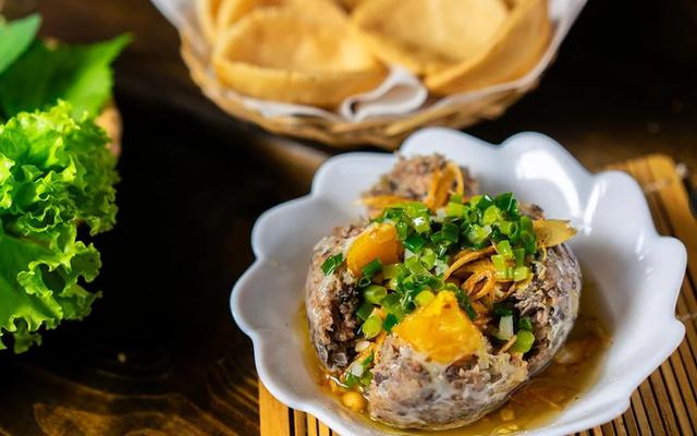 ĐÙM & CUỐN - CHẢ ĐÙM VÀ BÒ LÁ LỐT