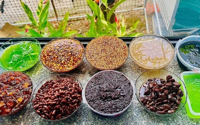 Chè Nhà Vân - Chè Bưởi, Chè Khúc Bạch & Xôi Mít