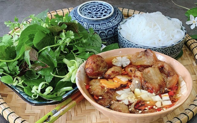 Bún Chả Hà Nội Hiếu Béo - 356 Lê Đại Hành