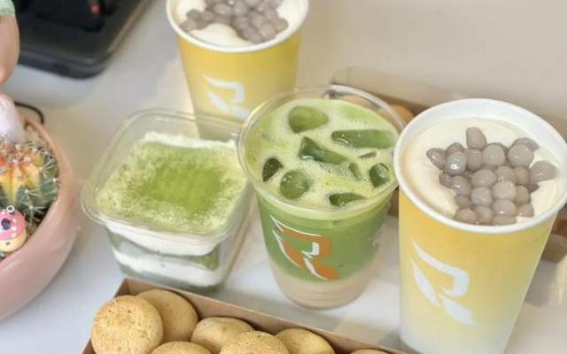 RuyLong Tea & Cake - Bà Triệu