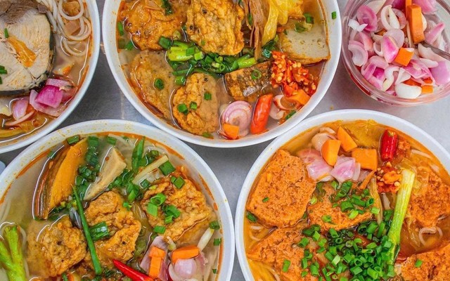 Bún Chả Cá Ông Bé - Lê Độ