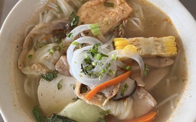 Quán Chay Sáu Thu - Vegetarian Food