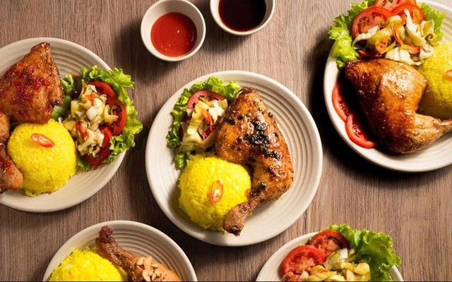 Bento Delichi - Cơm Gà Xối Mỡ, Cơm Gà Mắm Tỏi - Xã Đàn