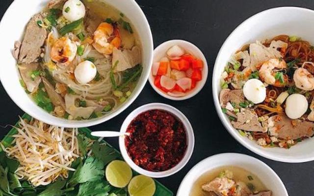 Hủ Tiếu Cây Me & Ram - Cô Thanh