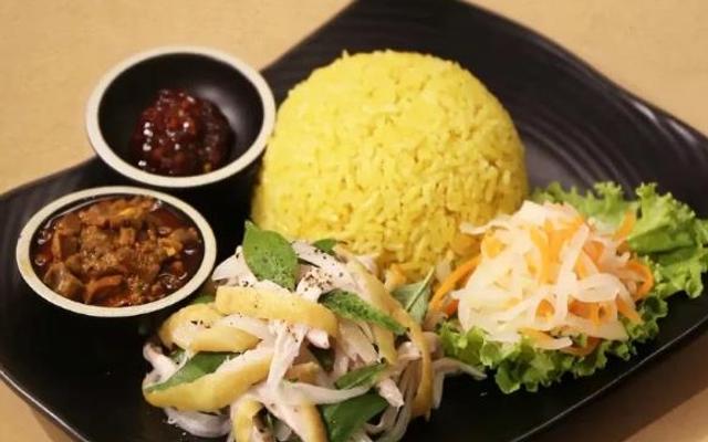 Phở & Cơm Gà Hội An - Huy An