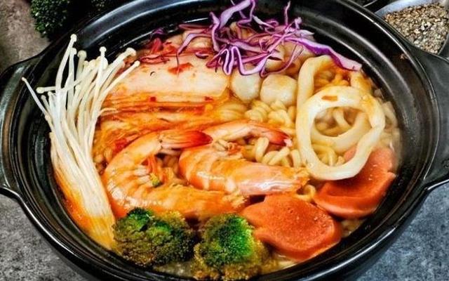 Chichi's Kitchen - Mỳ Bò Sốt Vang, Mỳ Cay Hải Sản & Đồ Ăn Vặt