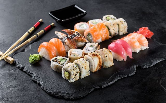 Sushi Đường Phố - 21 Phan Tứ