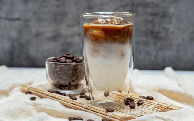 Chiniee Coffee - 85 Đinh Công Trứ