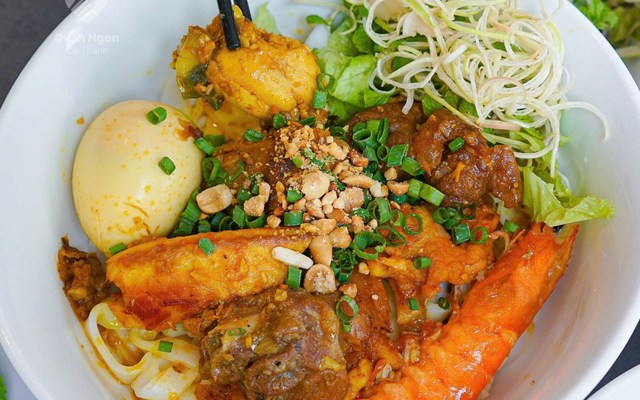 Mỳ Quảng Út Trinh