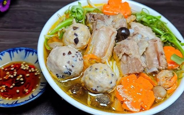 Quán Cô Béo - Bún Mọc Sườn