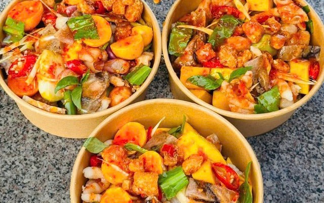 Chân Gà Sốt Thái Nhà Thỏ