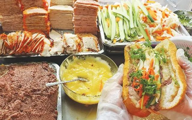 Bánh Mì Cô Nga - 165 Lưu Hữu Phước