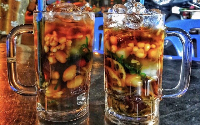 Quán Chè 12 - Chợ Đêm Đường 30/4