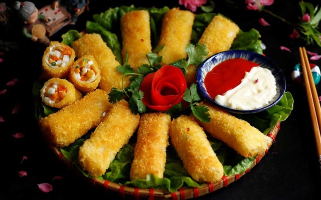 Ngọc Quế - Chả Mực & Nem Hải Sản Bếp Sạch Tự Chế Biến - 69 Phan Bội Châu