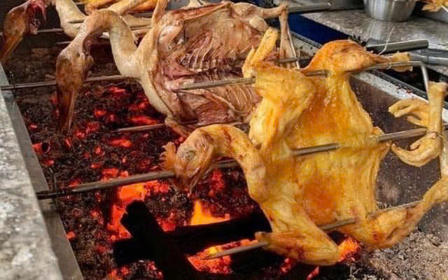 Gà Vịt Nướng Chợ Khánh Long