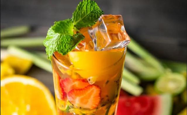 Hồng Trà Tuổi Thơ T021 - Ung Văn Khiêm