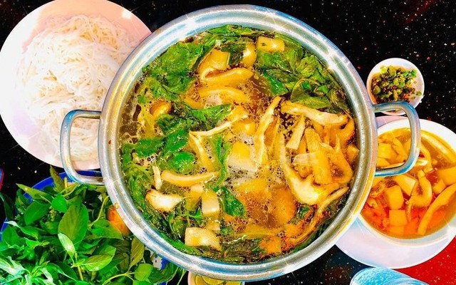 Lẩu Gà Lá É Đức Linh - Vườn Lài