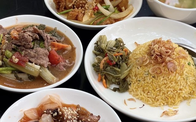 CƠM RANG GIÒN & CƠM GÀ - 39 Hoàng Hữu Nhân