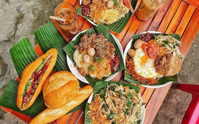 Xôi Ngũ Sắc - Võ Chí Công