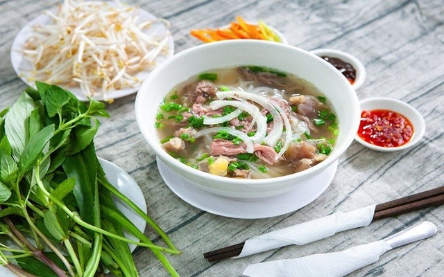 Phở Lý Quốc Sư - Celadon City