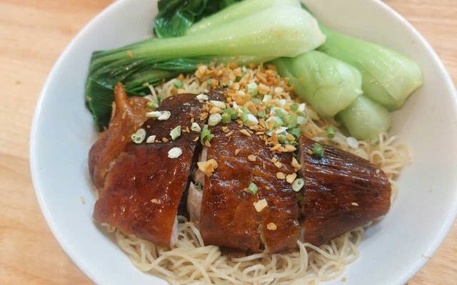 A Yip - Cơm HongKong & Vịt Quay - Nguyễn Thị Thập