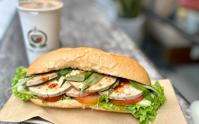 Bánh Mì XANH - Bánh Mì Chay Thượng Hạng - 148B Đề Thám