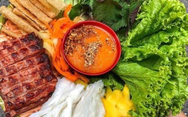 Nem Nướng Nha Trang - Since 1982 - Cầm Bá Thước