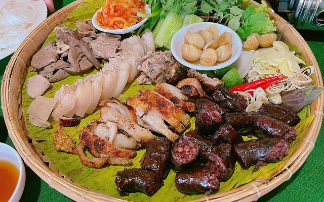 Quán Lợn Mán Mẹt Tây Bắc