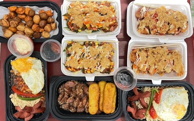 Ăn Vặt Lam Phu - Bánh Mì, Ăn Vặt & Trái Cây - Phạm Như Xương