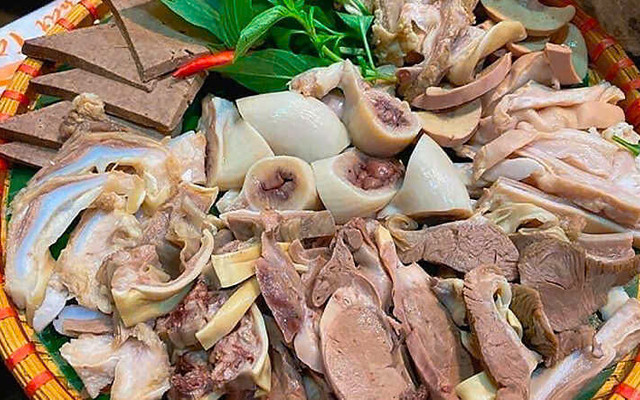Cháo Lòng 25K - 44 Trịnh Đình Trọng