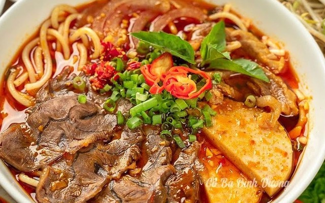 Tú Chuyên Bò - Phở Bò & Bún Bò Huế - 89 Thành Trung
