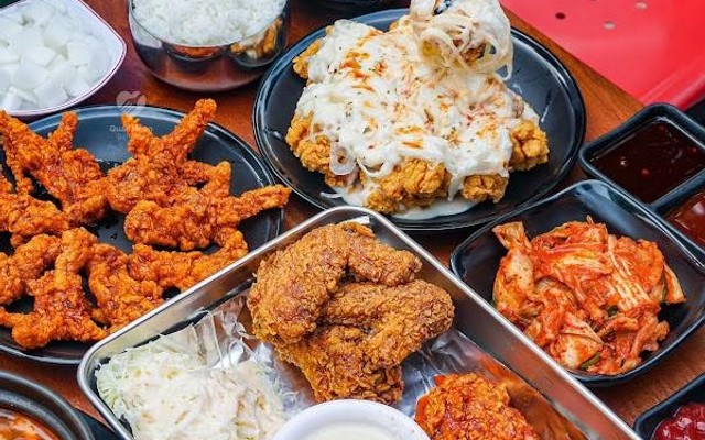 Hee Mang Chicken - 555 Điện Biên Phủ